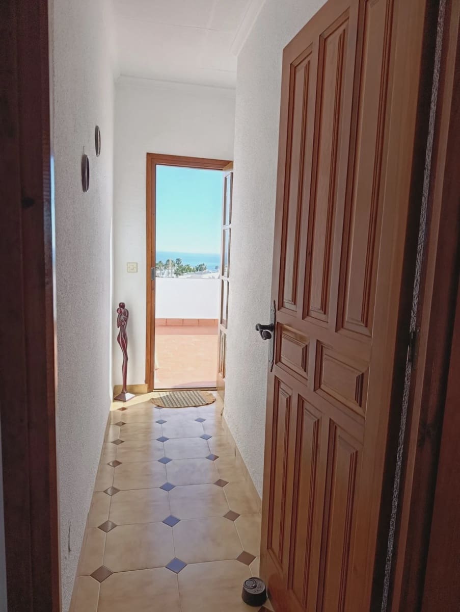 4 bedroom Villa for sale in Mojacar with garage - € 450,000 (Ref: 9639313)