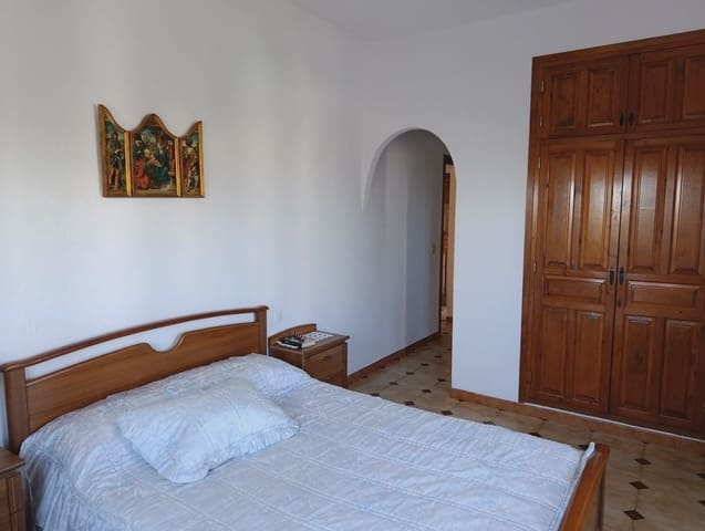 Chalet de 4 habitaciones en Mojácar en venta con garaje - 450.000 € (Ref: 9639313)