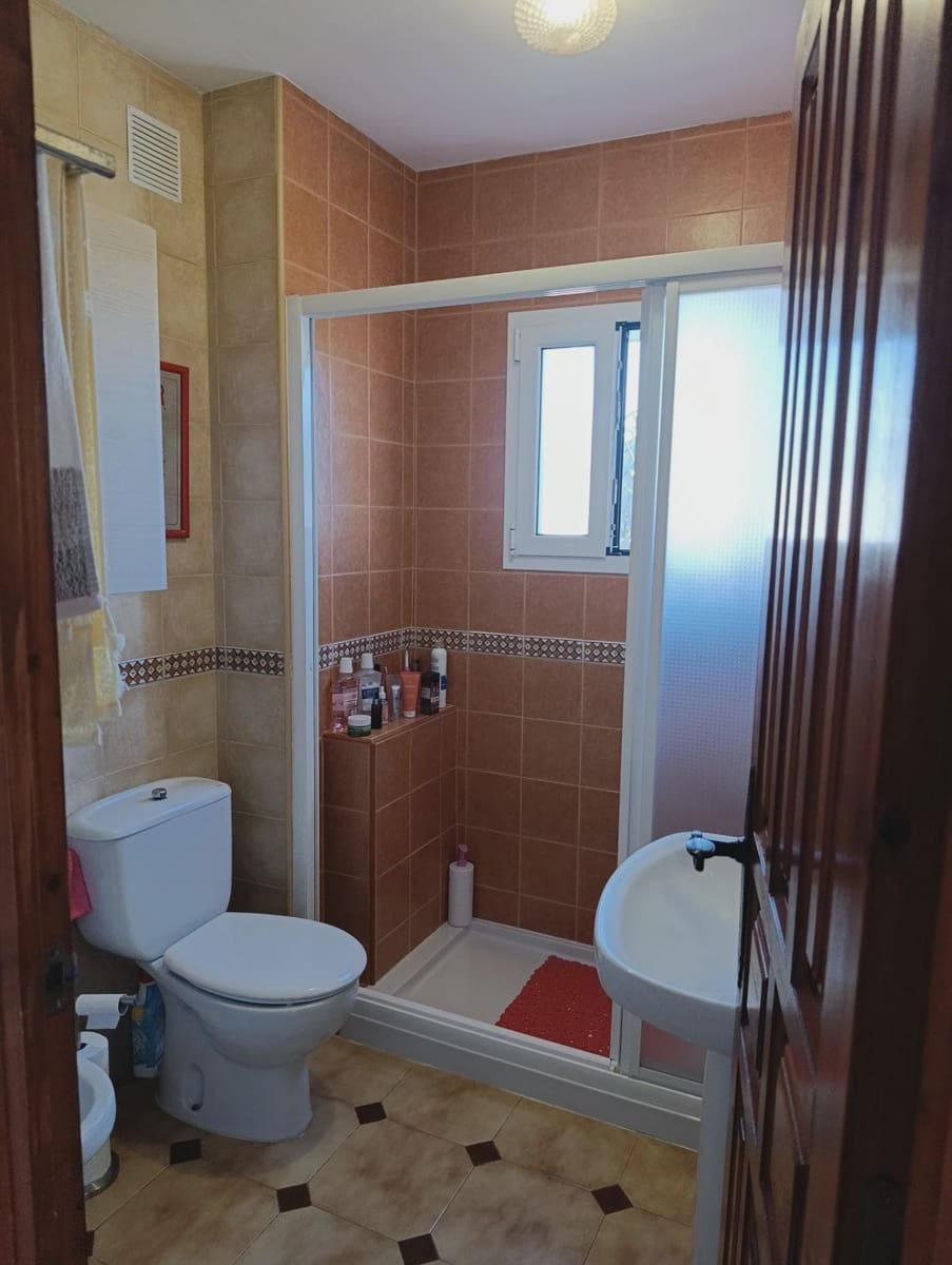 4 bedroom Villa for sale in Mojacar with garage - € 450,000 (Ref: 9639313)