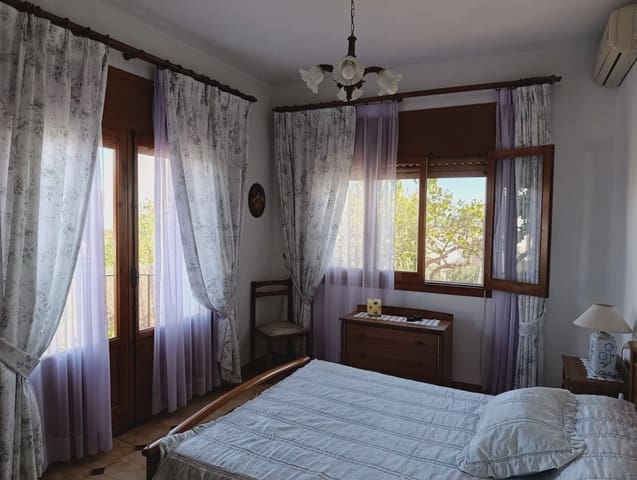 Chalet de 4 habitaciones en Mojácar en venta con garaje - 450.000 € (Ref: 9639313)