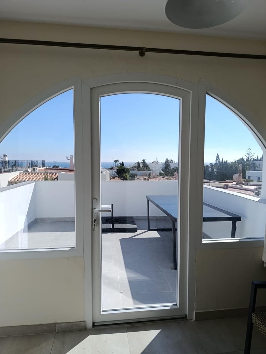 3 slaapkamer Rijtjeshuis te koop in Mojacar met zwembad garage - € 325.000 (Ref: 9661642)