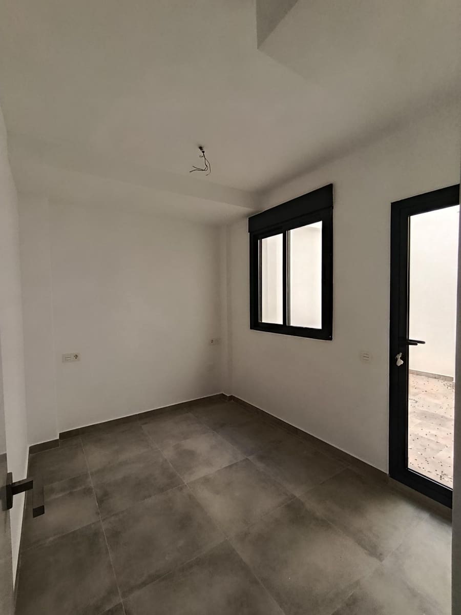 3 soveværelse Lejlighed til salg i Los Gallardos med garage - € 175.000 (Ref: 9761819)