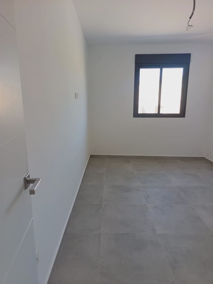 2 Zimmer Penthouse zu verkaufen in Los Gallardos mit Garage - 166.250 € (Ref: 9772838)