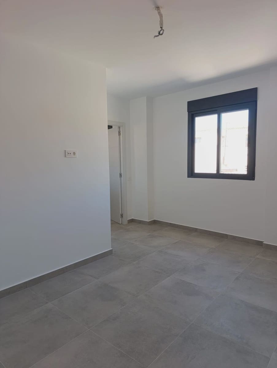 2 Zimmer Penthouse zu verkaufen in Los Gallardos mit Garage - 166.250 € (Ref: 9772838)