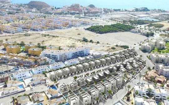 3 quarto Moradia para venda em San Juan de los Terreros com piscina garagem - 407 925 € (Ref: 9912758)