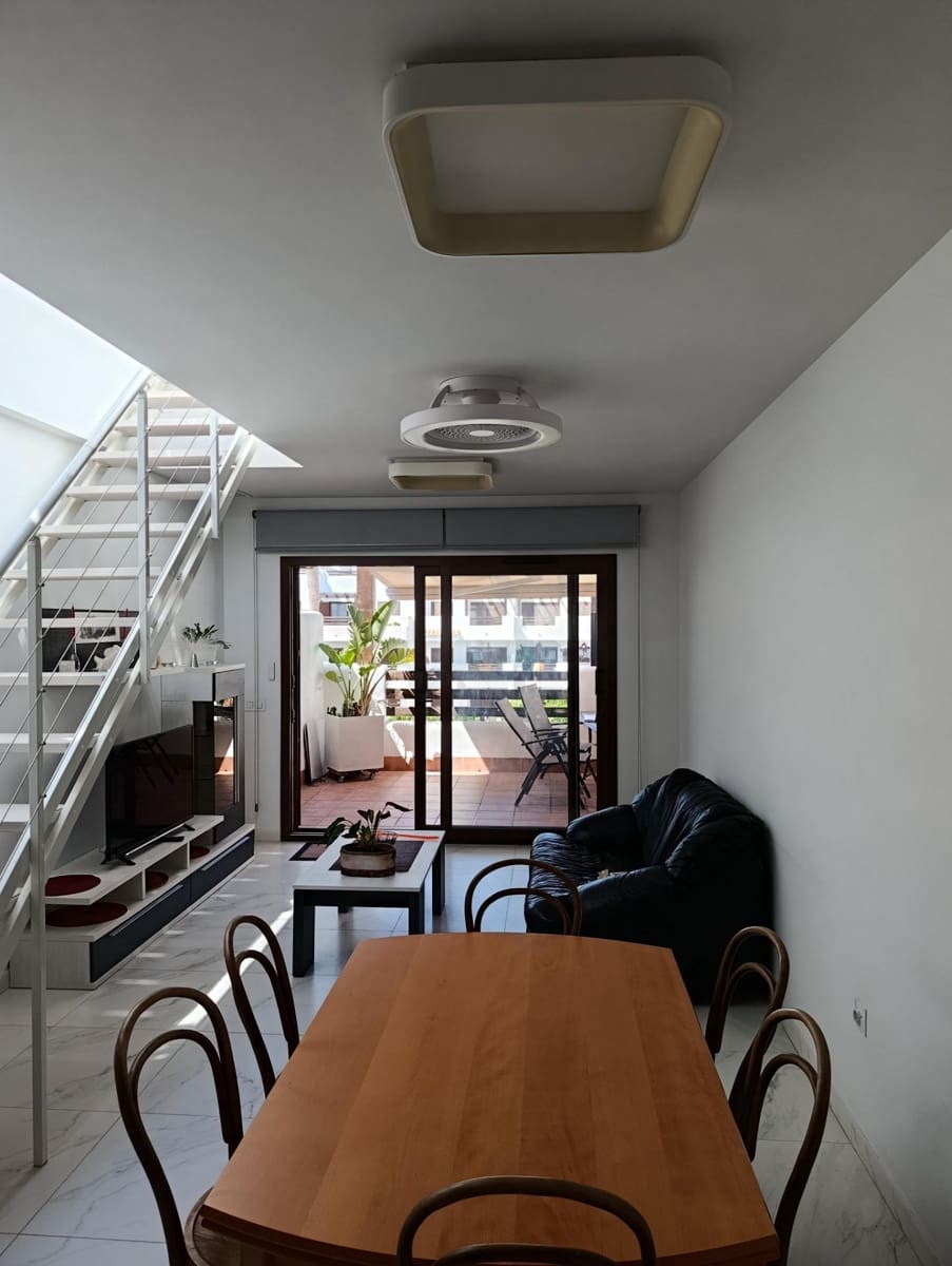 3 soveværelse Penthouse til salg i San Juan de los Terreros med swimmingpool garage - € 250.000 (Ref: 9952302)