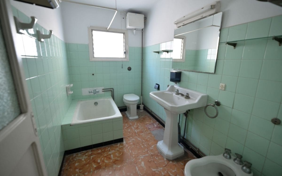 5 soveværelse Rækkehus til salg i Cassa de la Selva - € 210.000 (Ref: 9876772)