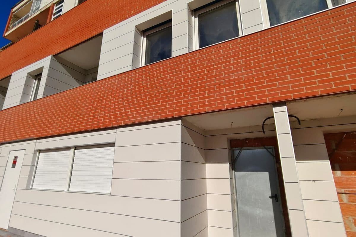 3 makuuhuone Huoneisto myytävänä paikassa Girona kaupunki - 398 000 € (Ref: 9876774)