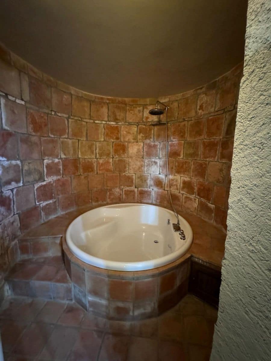 19 chambre Villa/Maison à vendre à Sant Miquel de Fluvia avec piscine garage - 1 900 000 € (Ref: 9876775)