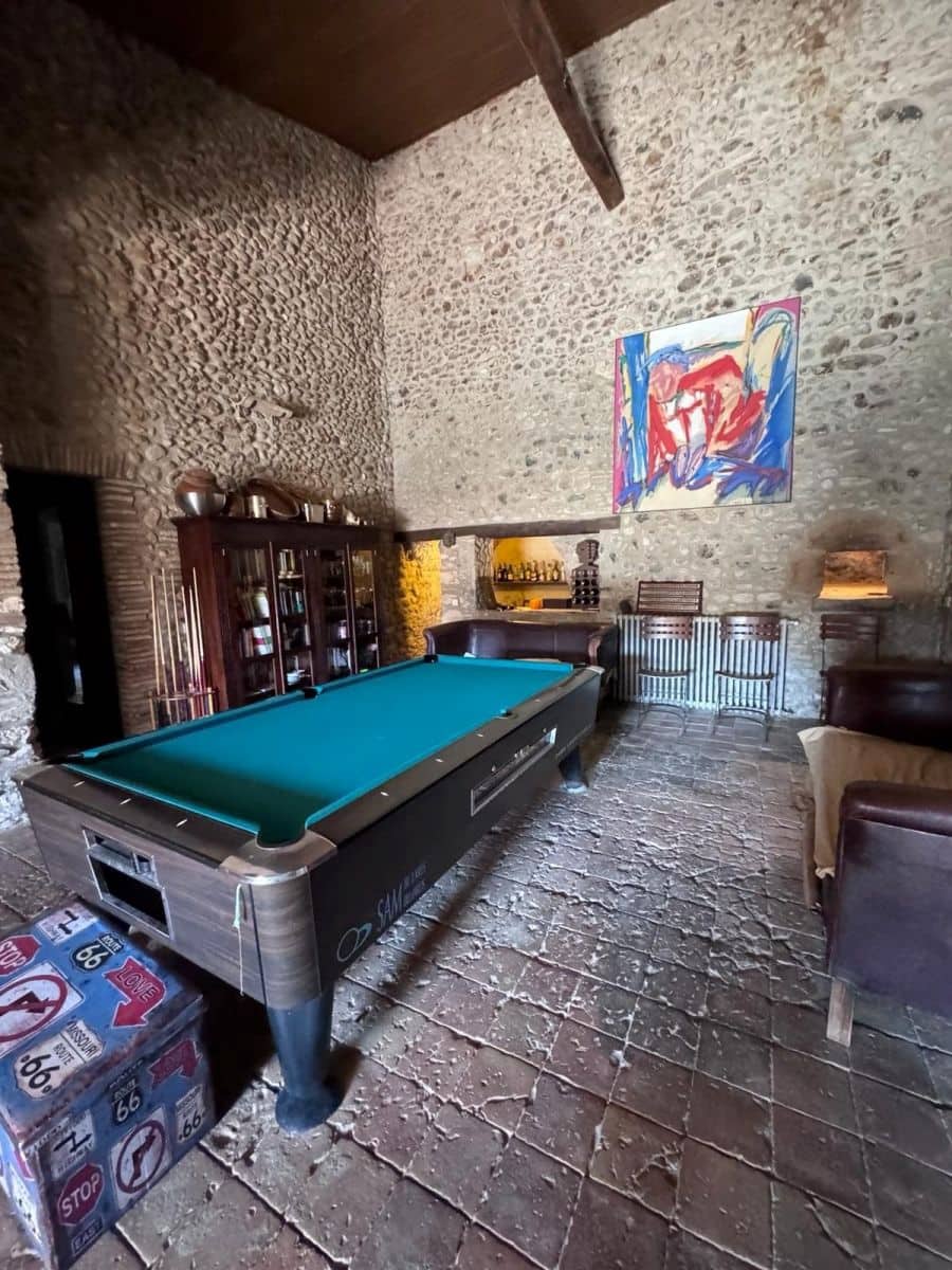19 chambre Villa/Maison à vendre à Sant Miquel de Fluvia avec piscine garage - 1 900 000 € (Ref: 9876775)