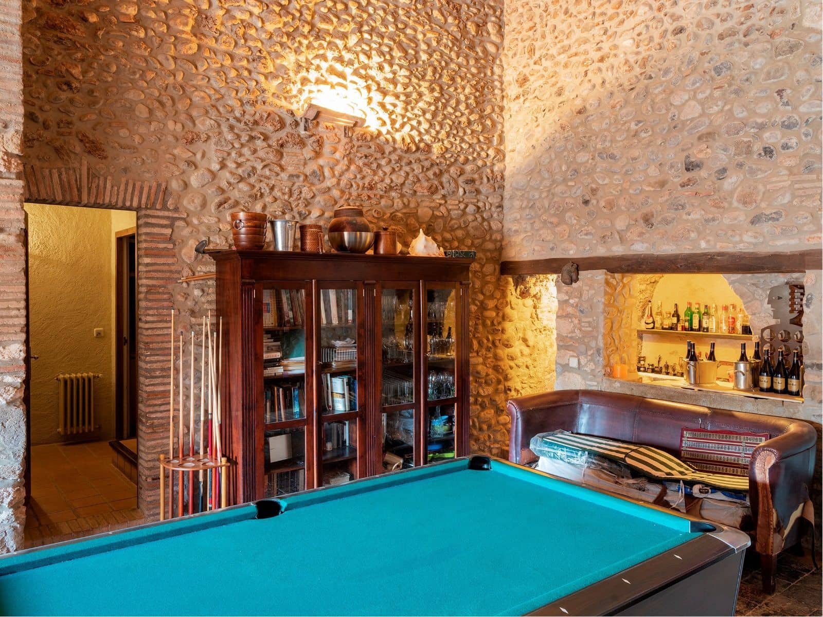 19 chambre Villa/Maison à vendre à Sant Miquel de Fluvia avec piscine garage - 1 900 000 € (Ref: 9876775)