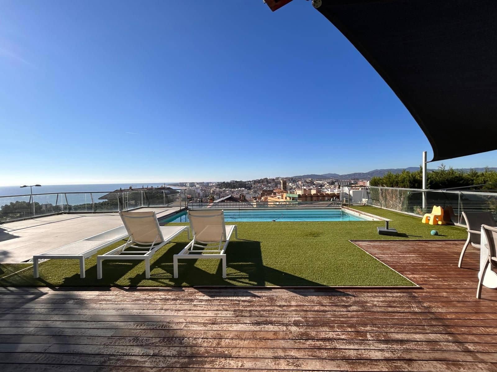 4 chambre Villa/Maison à vendre à Blanes avec piscine garage - 1 950 000 € (Ref: 9876781)