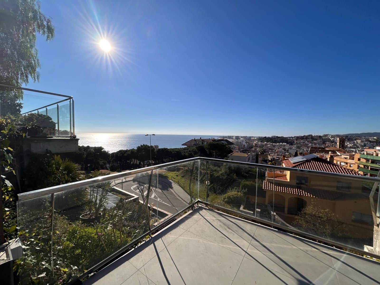 4 chambre Villa/Maison à vendre à Blanes avec piscine garage - 1 950 000 € (Ref: 9876781)