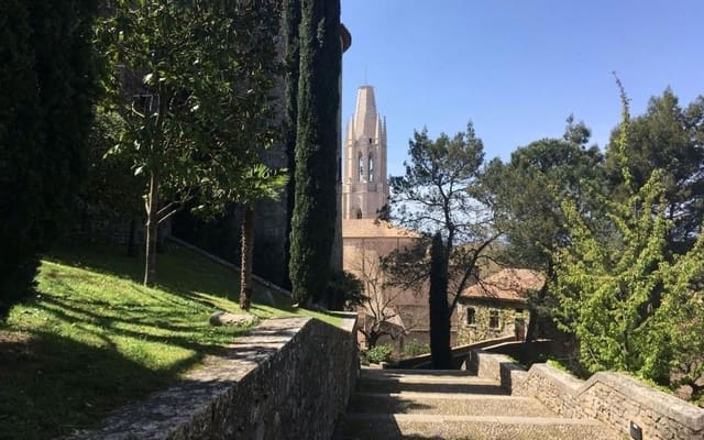 Byggegrund til salg i Girona by - € 395.000 (Ref: 9876782)