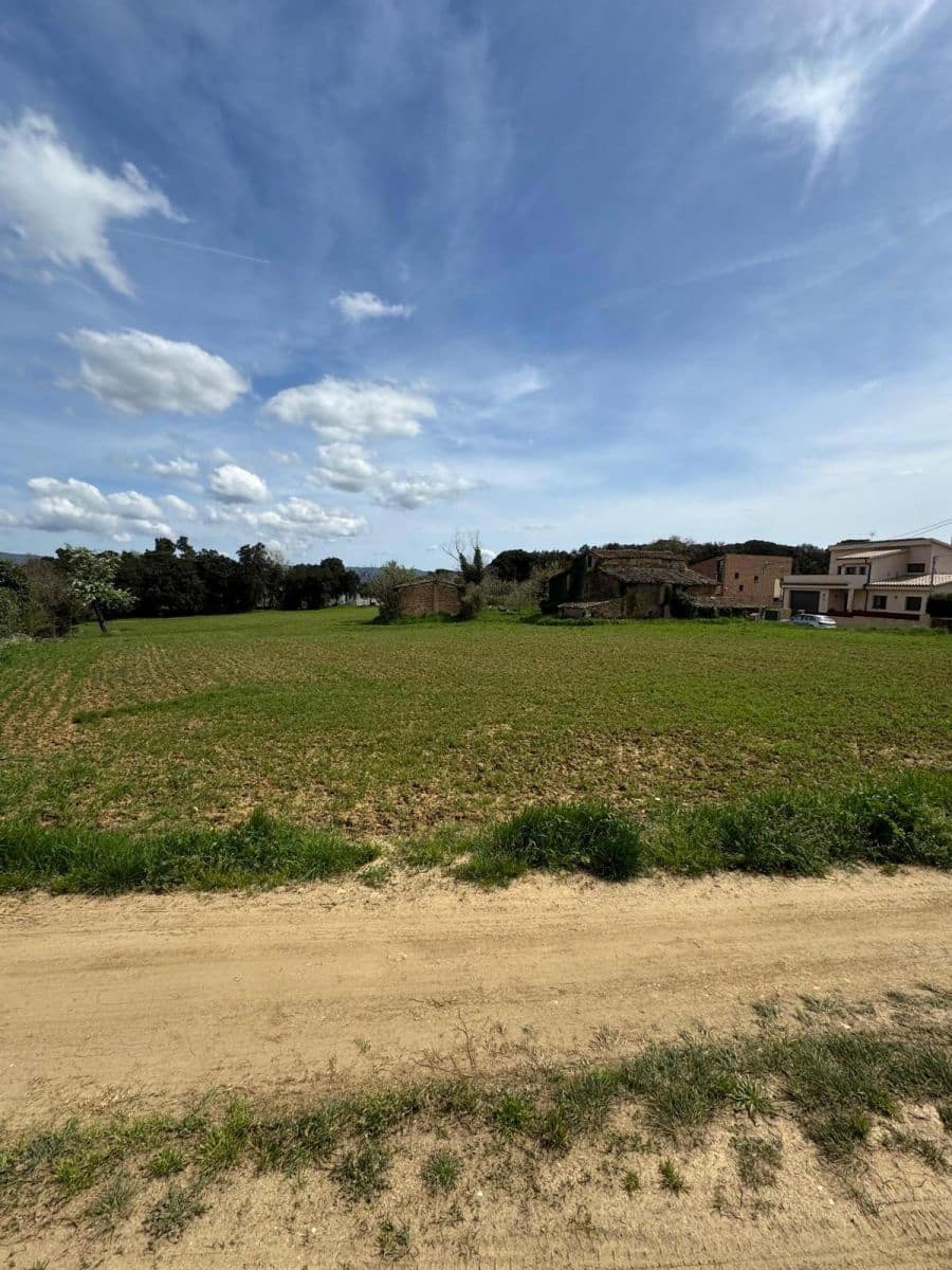 Finca/Landehus til salg i Aiguaviva - € 330.000 (Ref: 9876786)