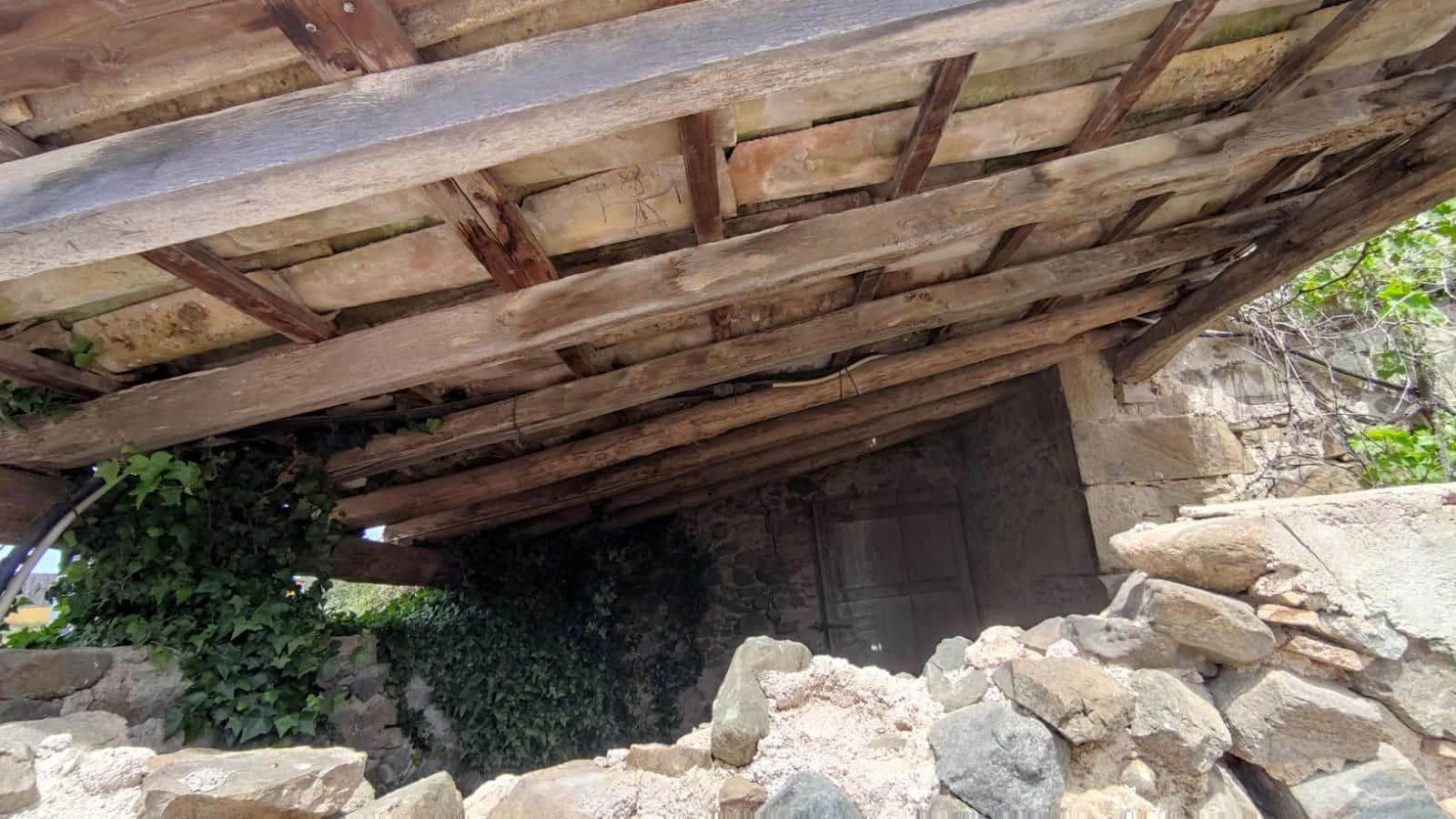 Finca/Landehus til salg i Aiguaviva - € 330.000 (Ref: 9876786)