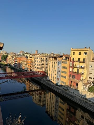 1 makuuhuone Huoneisto myytävänä paikassa Girona kaupunki - 800 000 € (Ref: 9876790)
