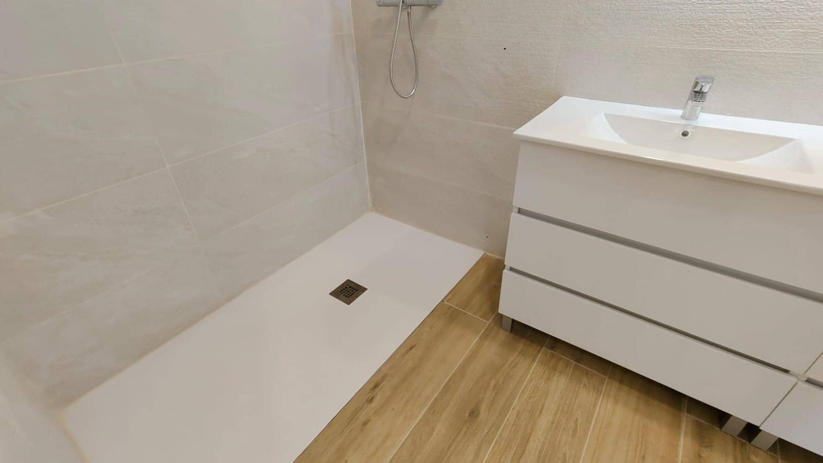 3 quarto Apartamento para venda em Girona cidade com garagem - 407 000 € (Ref: 9876792)