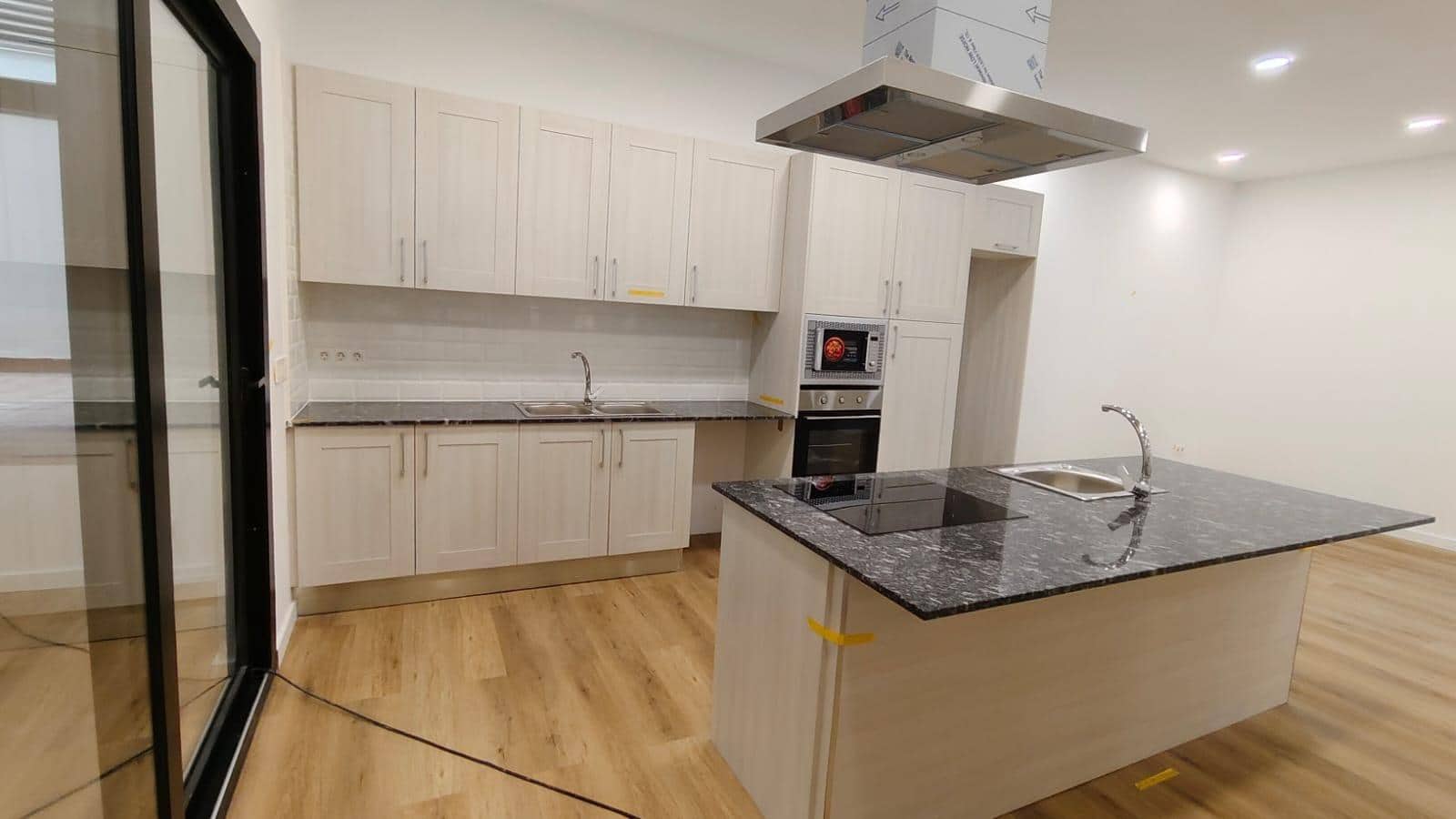 3 quarto Apartamento para venda em Girona cidade com garagem - 407 000 € (Ref: 9876792)