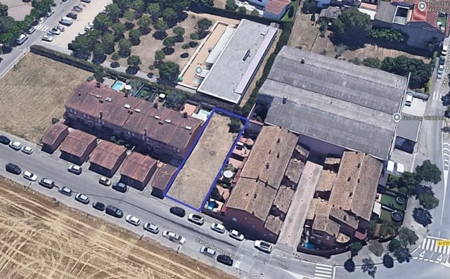 Byggegrund til salg i Girona by - € 215.000 (Ref: 9876794)
