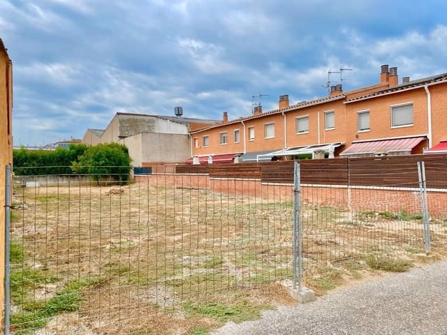 Byggegrund til salg i Girona by - € 215.000 (Ref: 9876794)