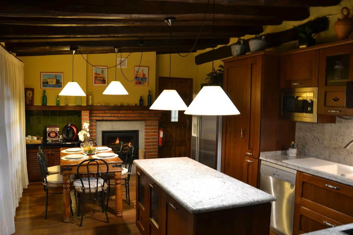 5 bedroom Business for sale in Peralada - € 1,850,000 (Ref: 9876797)