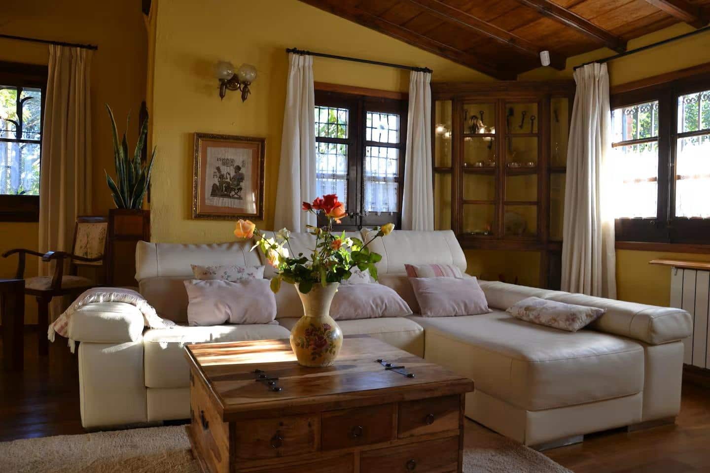 5 bedroom Business for sale in Peralada - € 1,850,000 (Ref: 9876797)