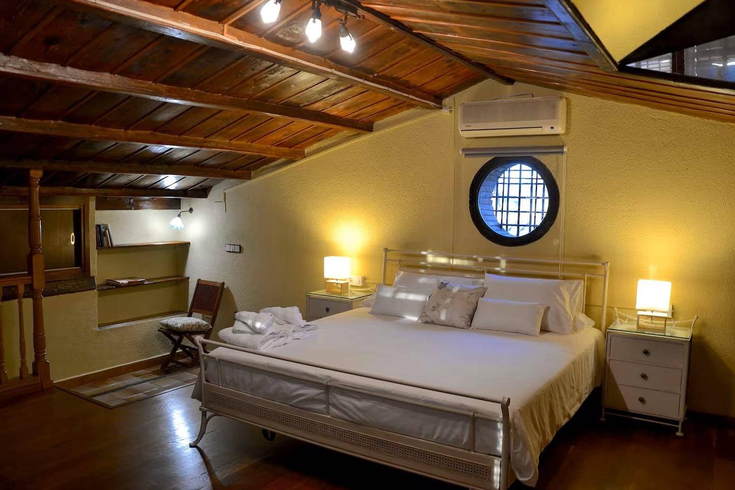 5 bedroom Business for sale in Peralada - € 1,850,000 (Ref: 9876797)