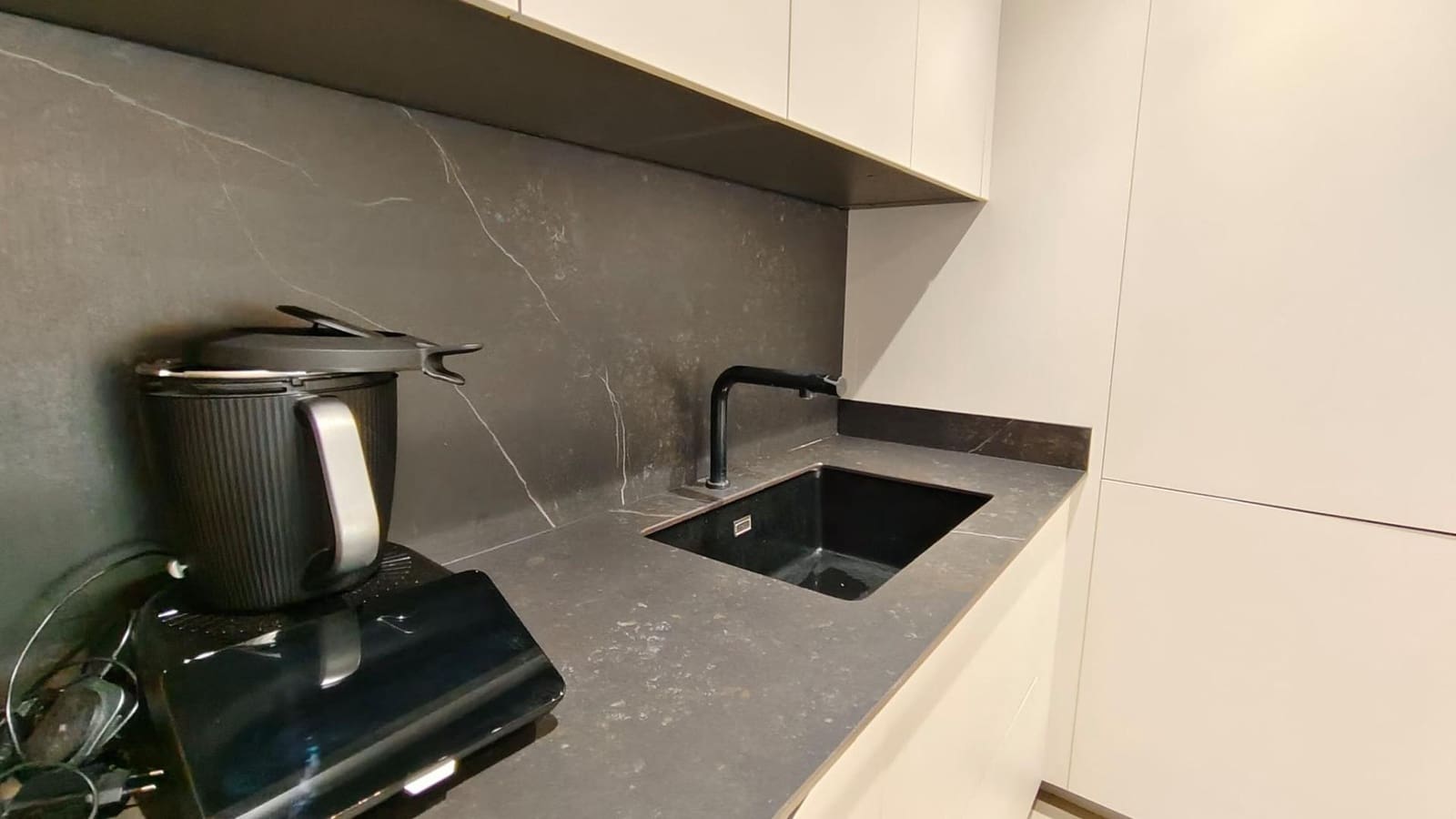 3 soveværelse Rækkehus til salg i Quart med garage - € 498.000 (Ref: 9876805)