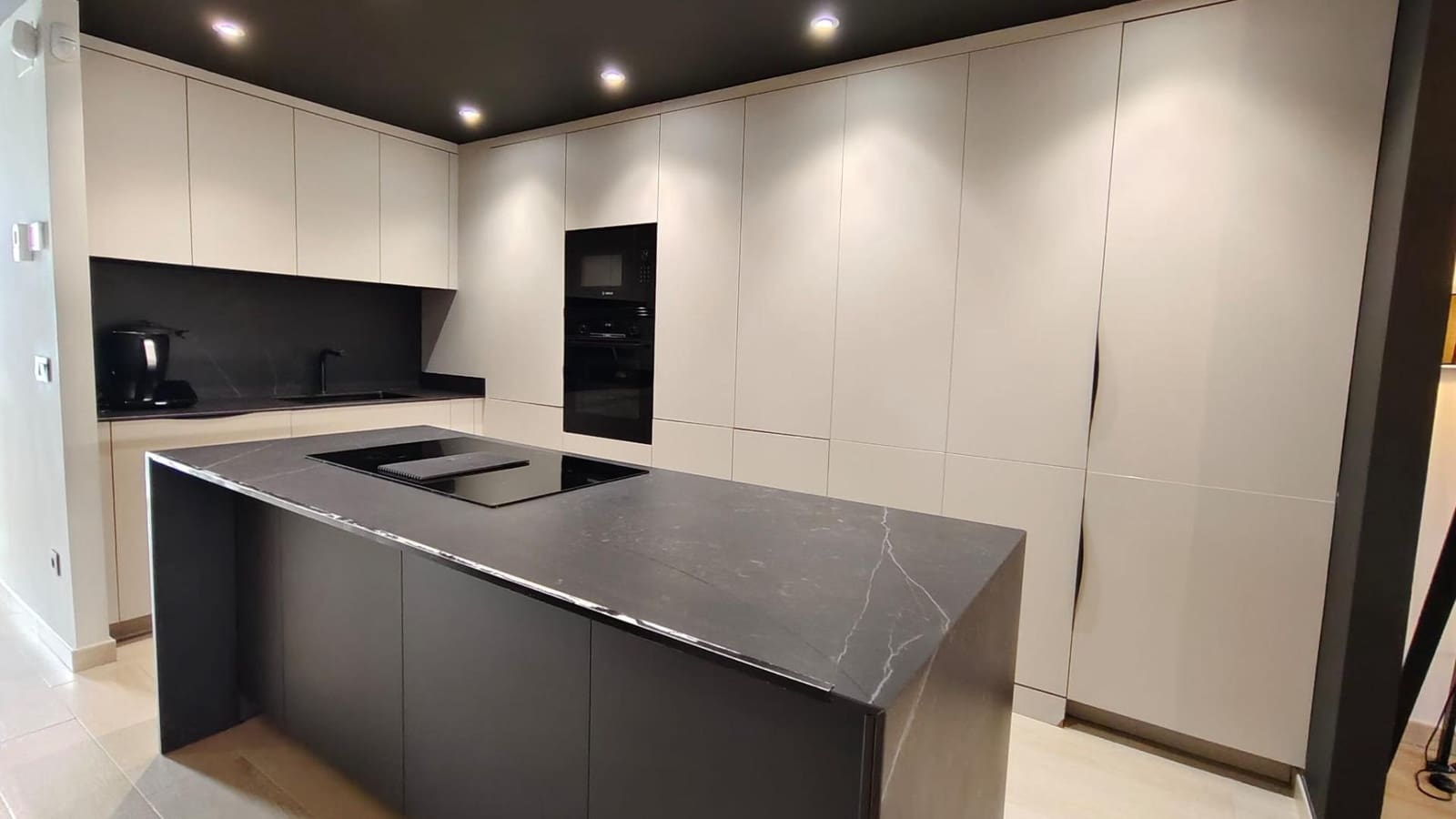 3 soveværelse Rækkehus til salg i Quart med garage - € 498.000 (Ref: 9876805)