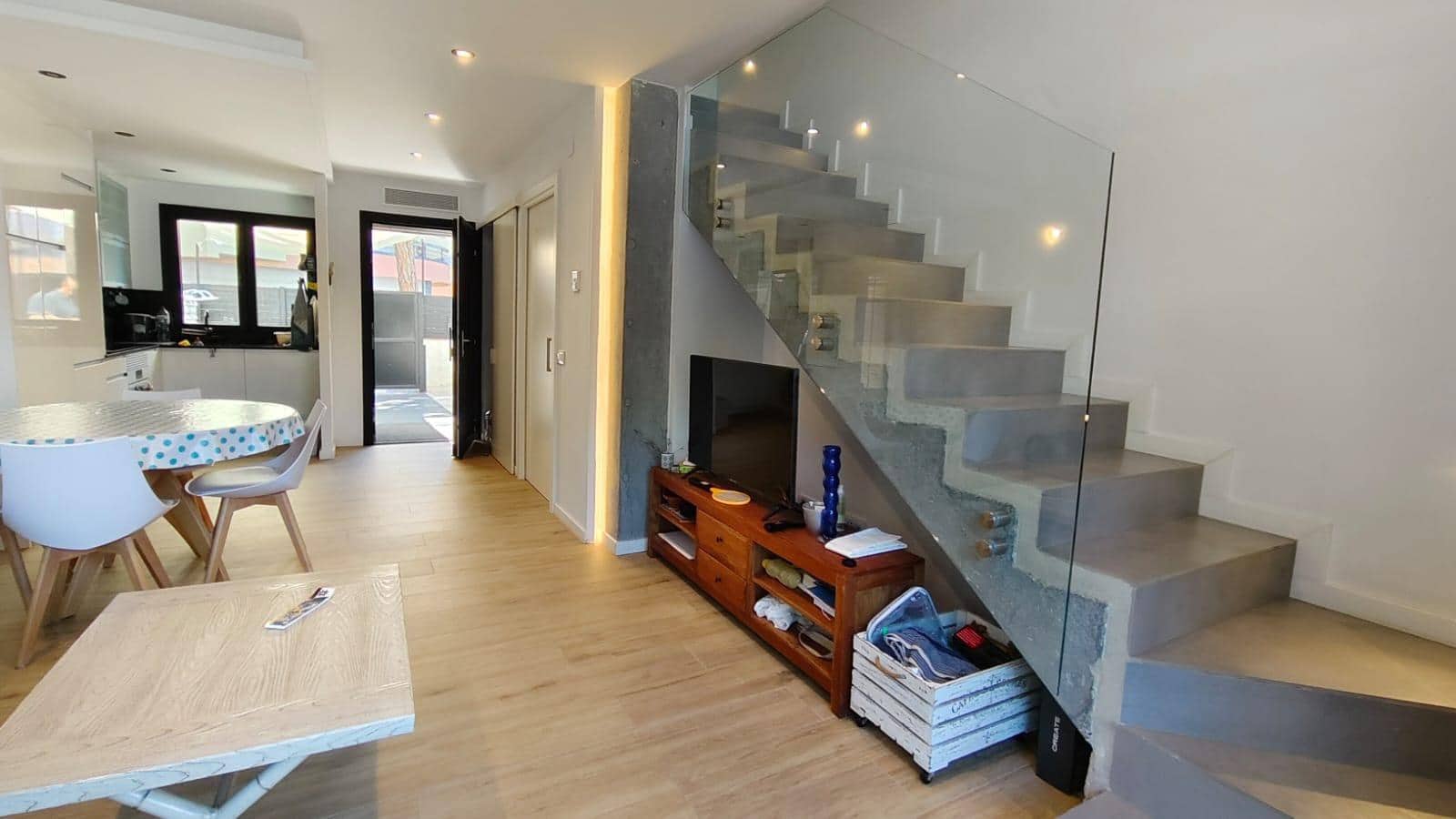 3 soveværelse Rækkehus til salg i Platja d'Aro - € 550.000 (Ref: 9876806)