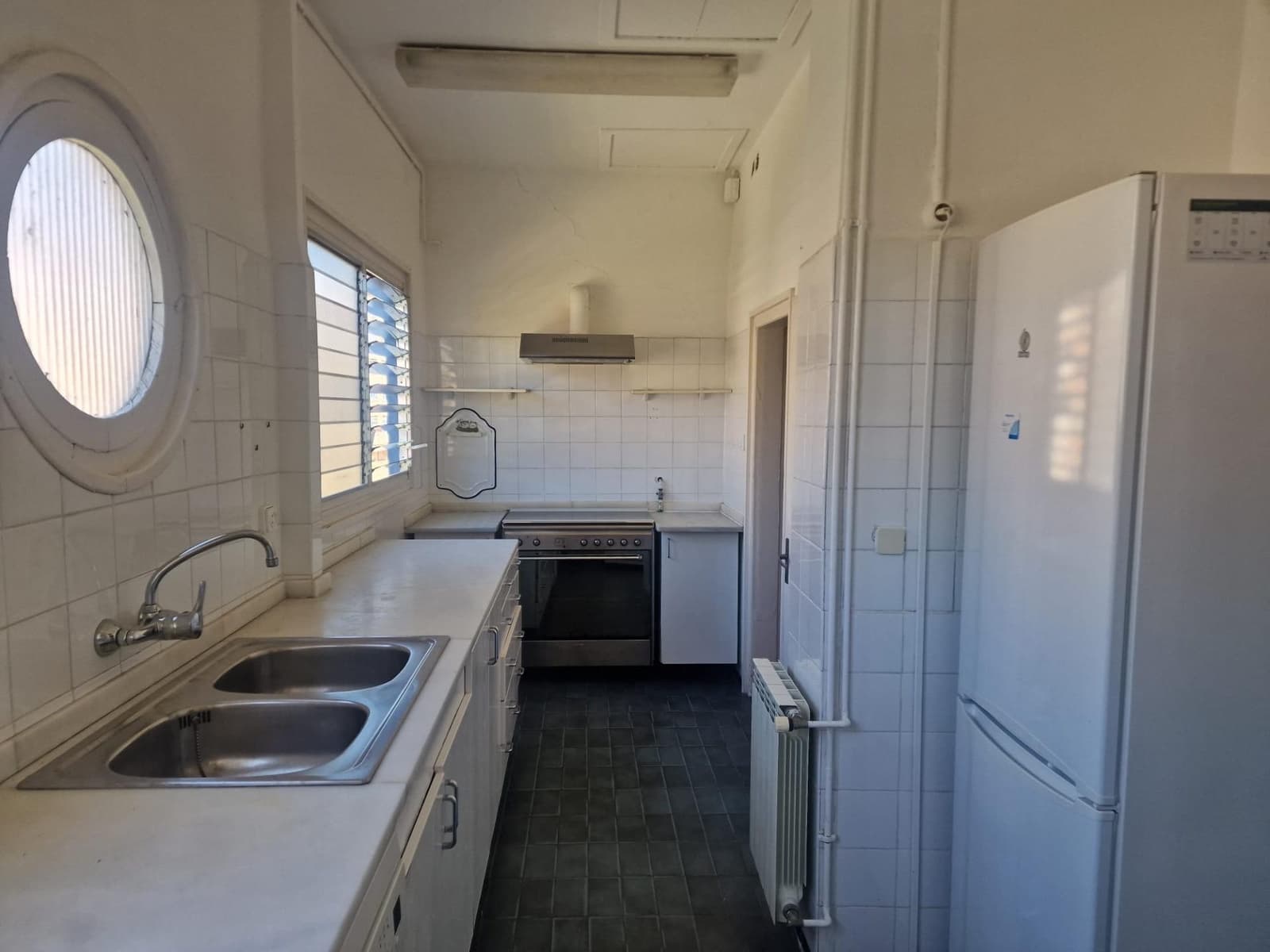 3 bedroom Flat for sale in Girona city - € 498,000 (Ref: 9876808)