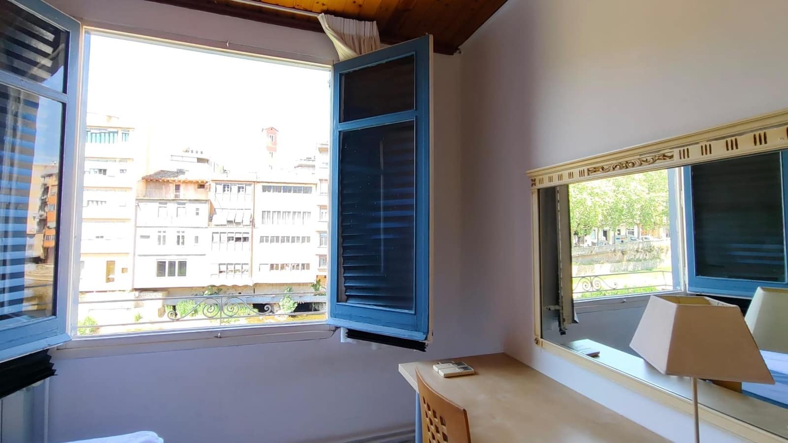 3 bedroom Flat for sale in Girona city - € 498,000 (Ref: 9876808)