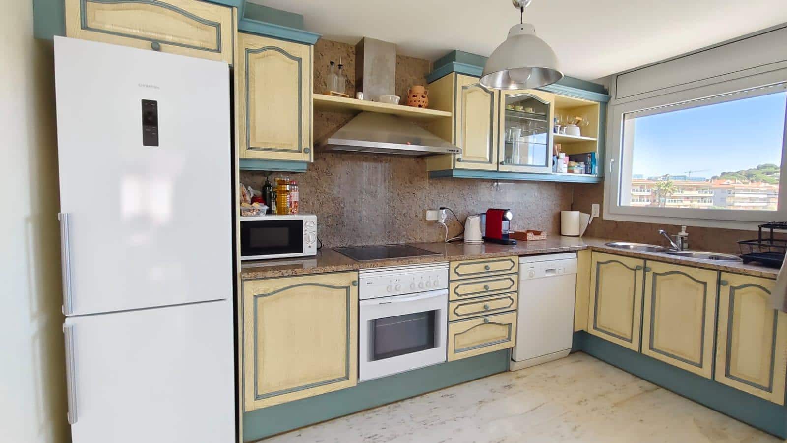4 bedroom Apartment for rent in S'Agaro with pool garage - € 7,000 (Ref: 9878958)