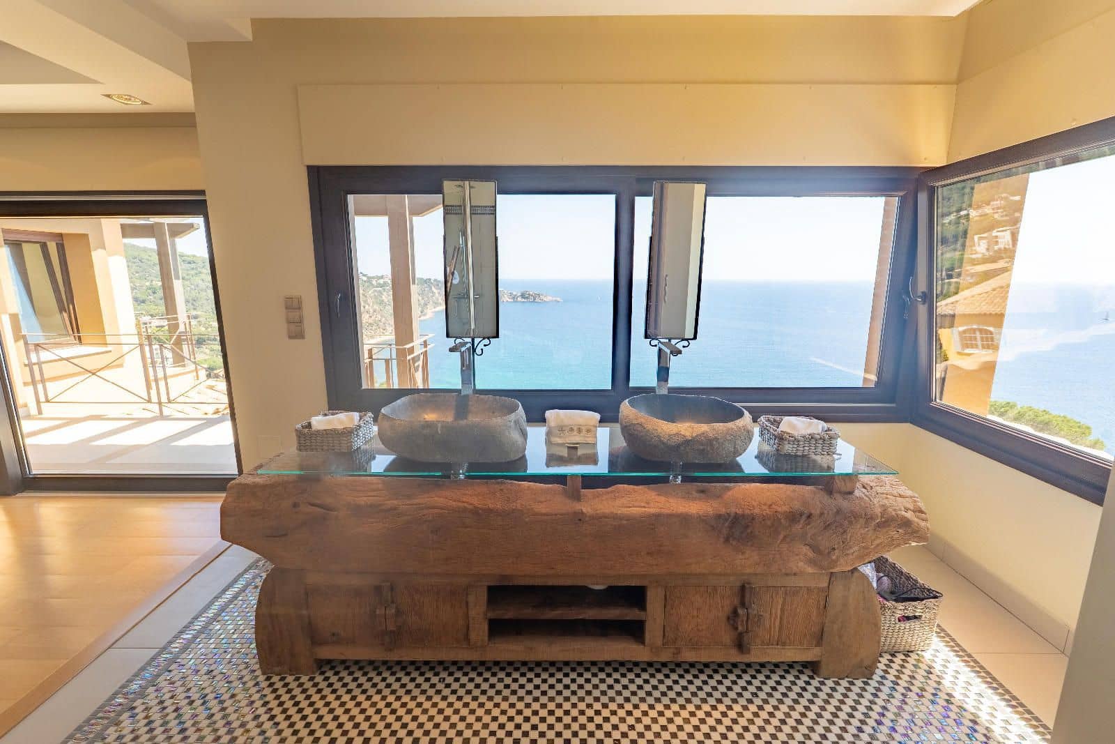 7 bedroom Villa for rent in Sant Feliu de Guixols with pool garage - € 35,000 (Ref: 9878959)