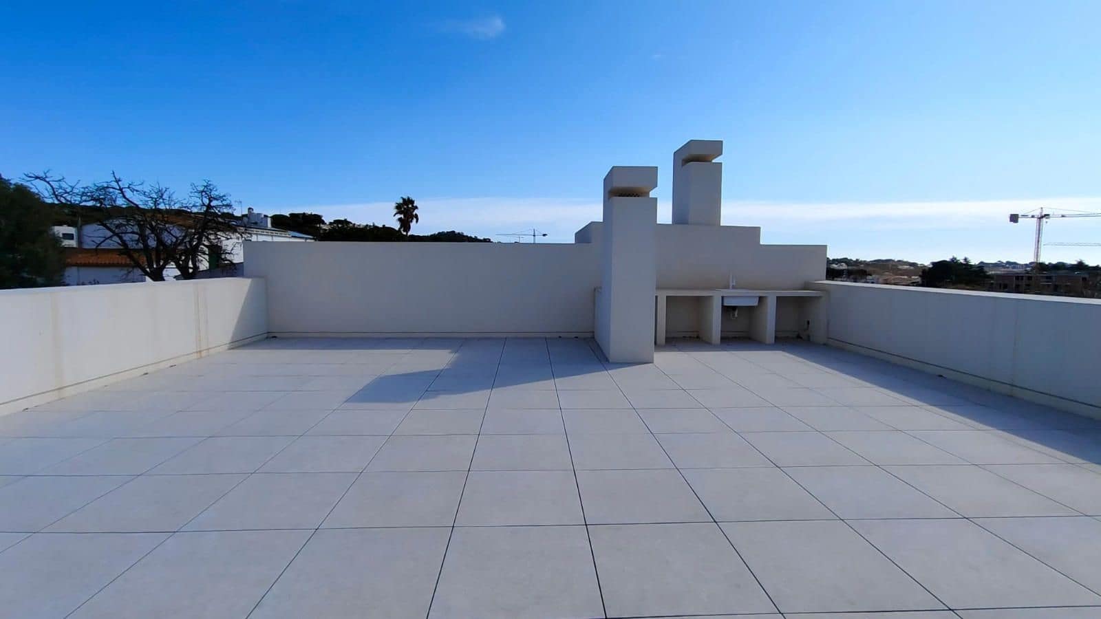 5 bedroom Villa for rent in S'Agaro with pool garage - € 8,000 (Ref: 9878961)