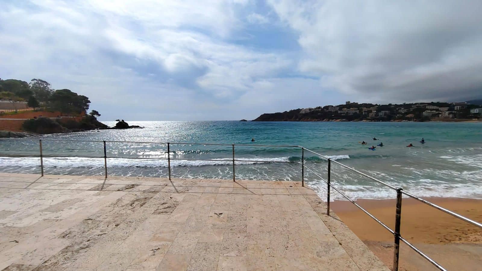 5 bedroom Villa for rent in S'Agaro with pool garage - € 8,000 (Ref: 9878961)