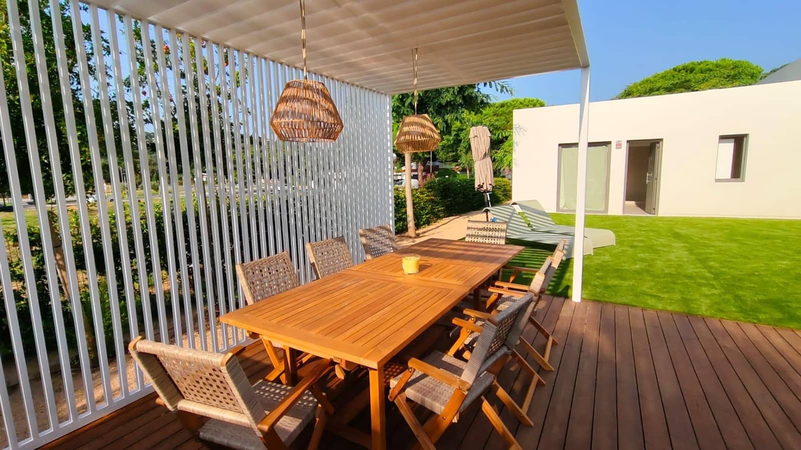 5 bedroom Villa for rent in S'Agaro with pool garage - € 8,000 (Ref: 9878961)