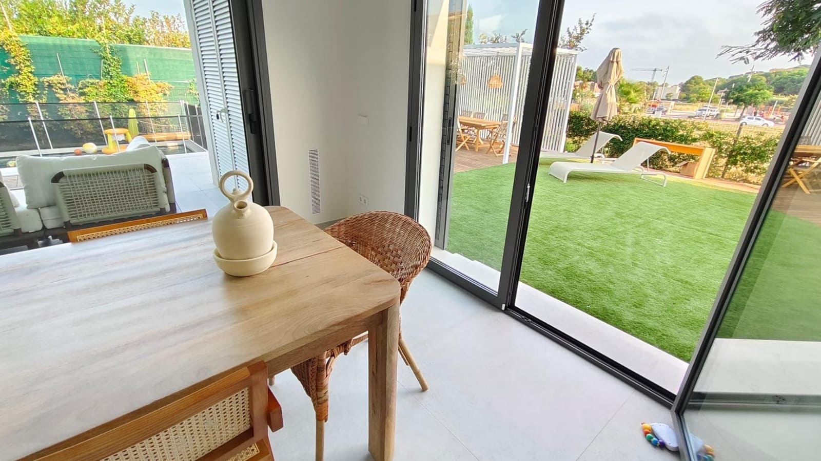 5 bedroom Villa for rent in S'Agaro with pool garage - € 8,000 (Ref: 9878961)
