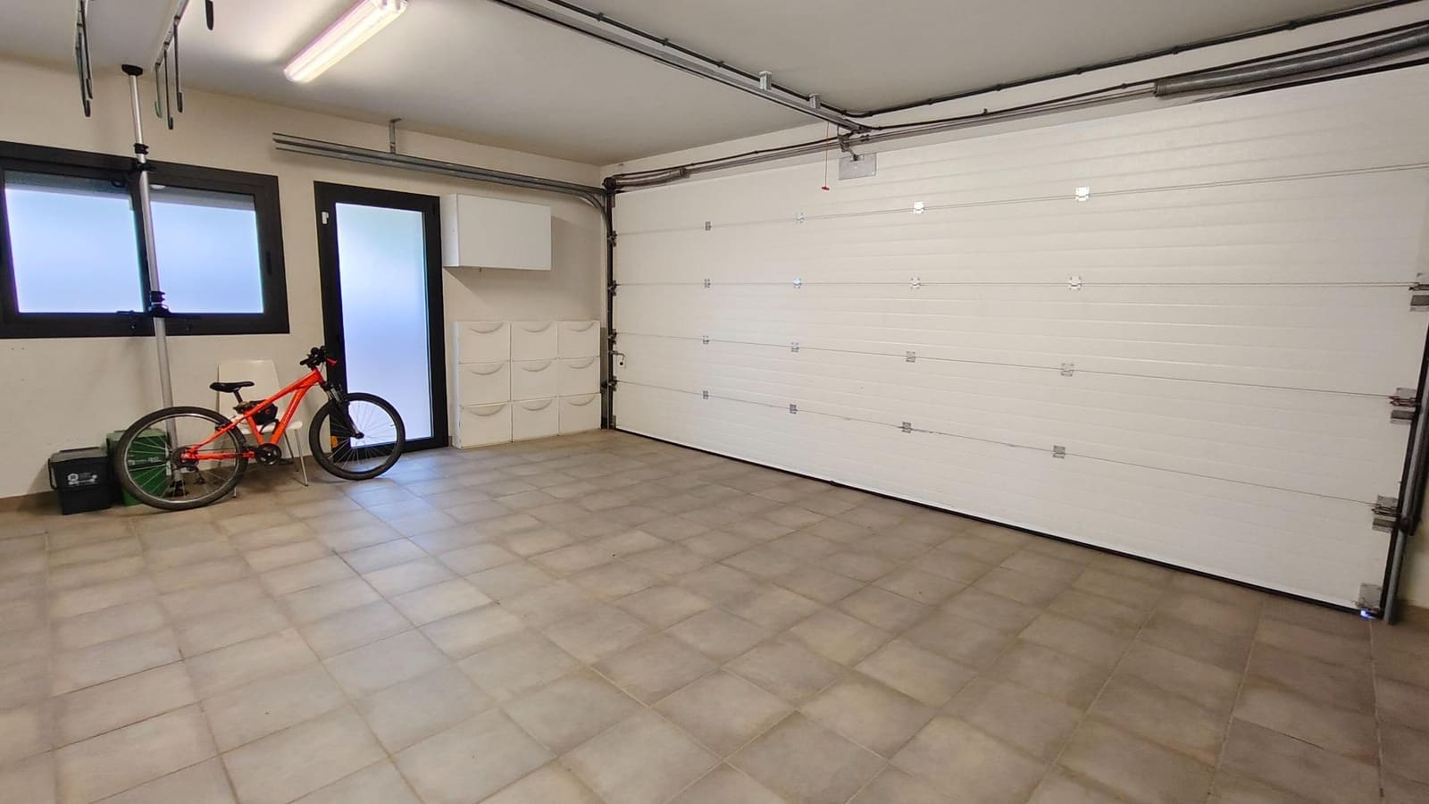 4 makuuhuone Huvila myytävänä paikassa Vilobi d'Onyar mukana 
autotalli - 625 000 € (Ref: 9878963)