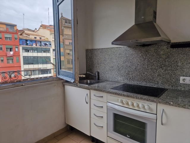 2 sovrum Lägenhet till salu i Girona stad - 330 000 € (Ref: 9892460)