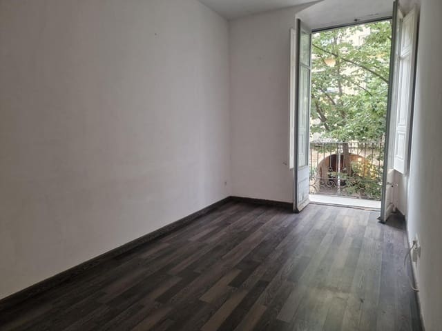 2 sovrum Lägenhet till salu i Girona stad - 330 000 € (Ref: 9892460)
