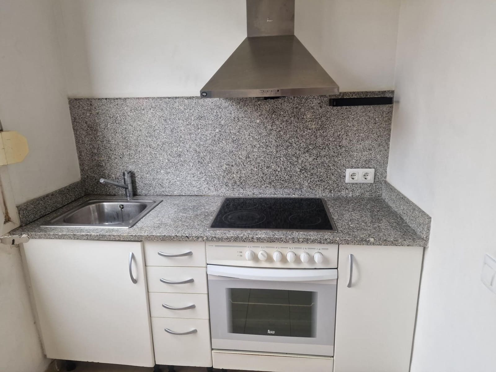 2 sovrum Lägenhet till salu i Girona stad - 330 000 € (Ref: 9892460)