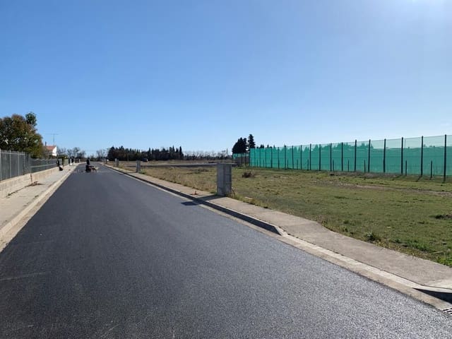 Działka budowlana na sprzedaż w Sant Pere Pescador - 150 000 € (Ref: 9350210)