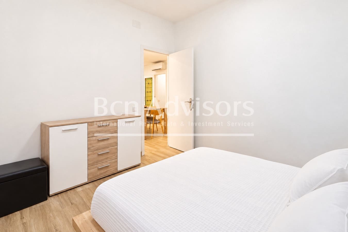 4 soverom Leilighet til salgs i Barcelona by med garasje - € 480 000 (Ref: 10005249)