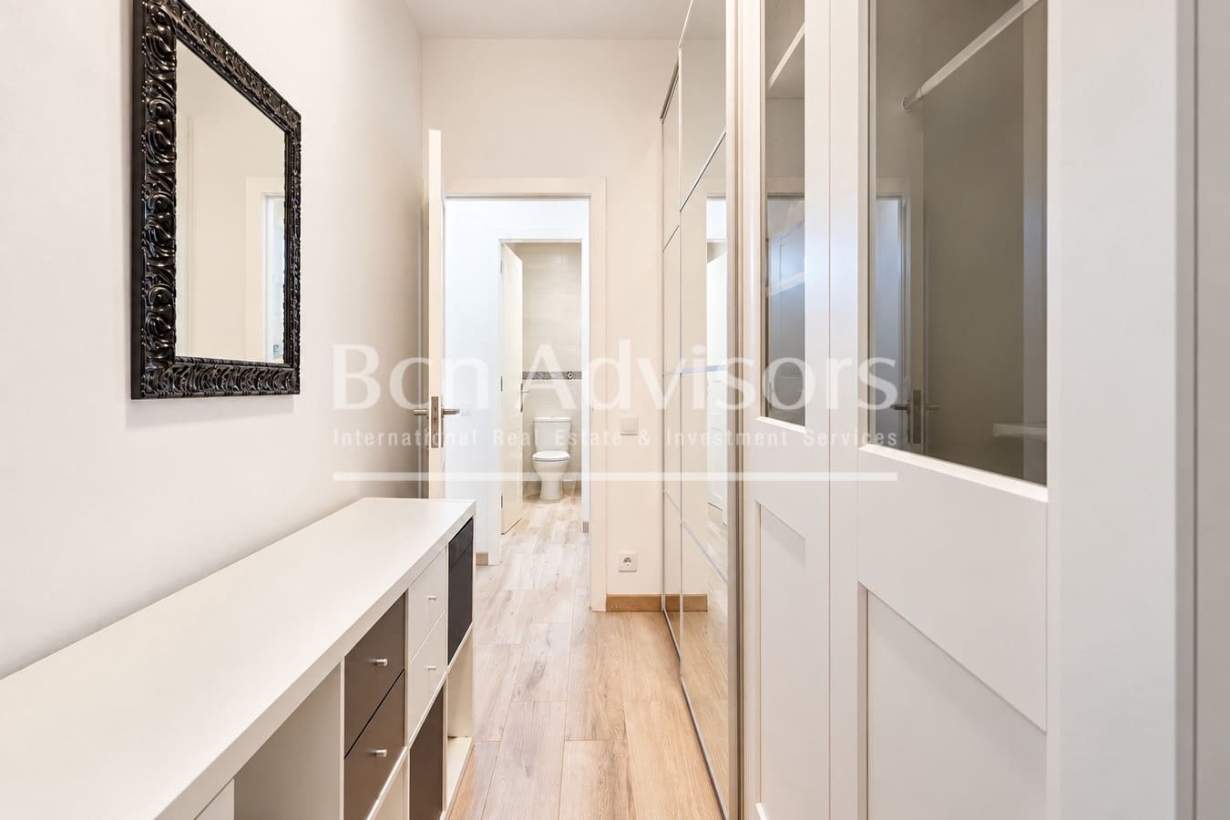 4 soverom Leilighet til salgs i Barcelona by med garasje - € 480 000 (Ref: 10005249)