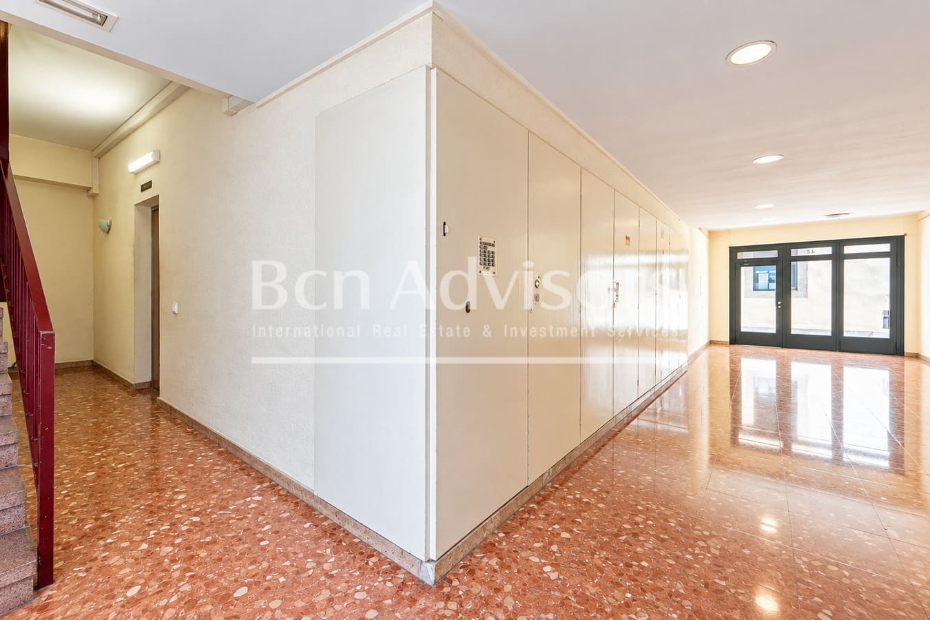 4 soverom Leilighet til salgs i Barcelona by med garasje - € 480 000 (Ref: 10005249)