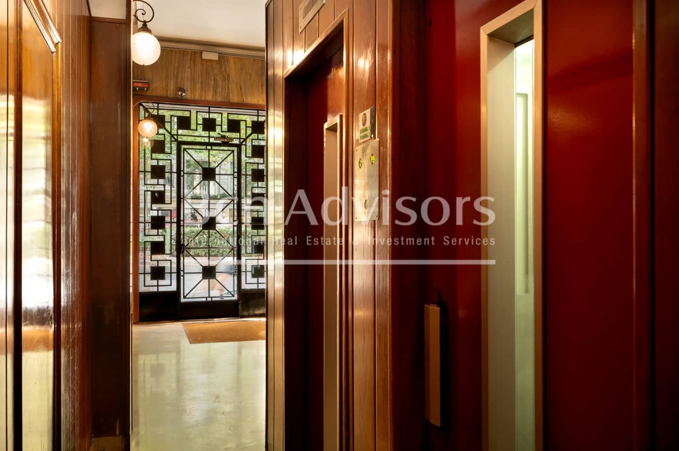 1 bedroom Apartment for sale in Barcelona city - € 400,000 (Ref: 10015208)