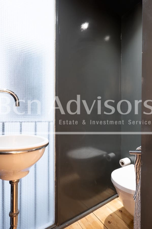 2 slaapkamer Appartement te koop in Barcelona stad - € 825.000 (Ref: 10020359)