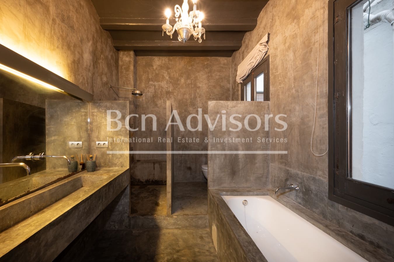 2 slaapkamer Appartement te koop in Barcelona stad - € 825.000 (Ref: 10020359)